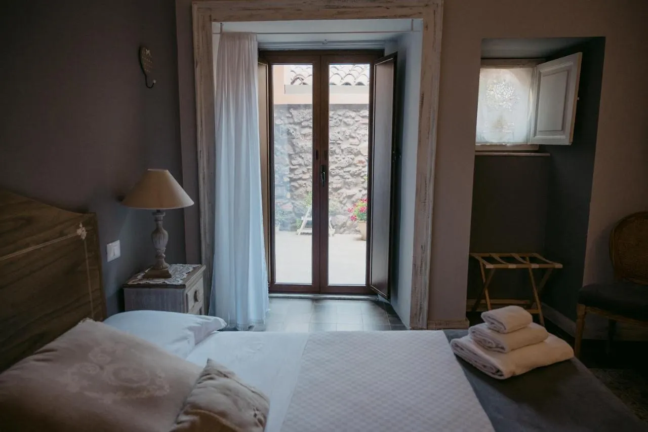 La Casa Di Alma Luxury Rooms Catania 2*,  Italy